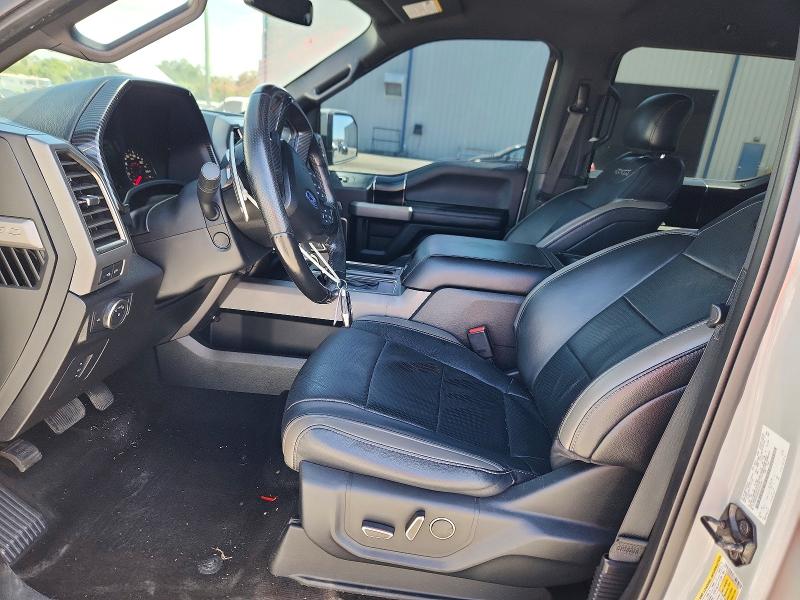 61607506 :رقم المزاد ، 1FTFW1RG9HFC81402 vin ، 2017 Ford F150 مزاد بيع