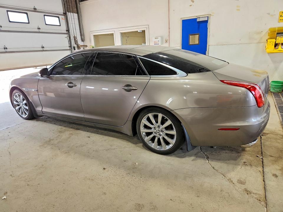 63207196 :رقم المزاد ، SAJWA2GB4BLV06749 vin ، 2011 Jaguar Xjl مزاد بيع