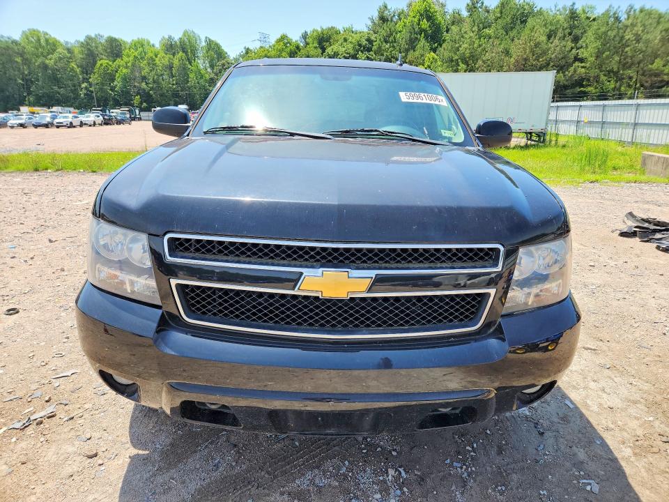 59961006 :رقم المزاد ، 1GNSKJE79CR136665 vin ، 2012 Chevrolet Suburban مزاد بيع
