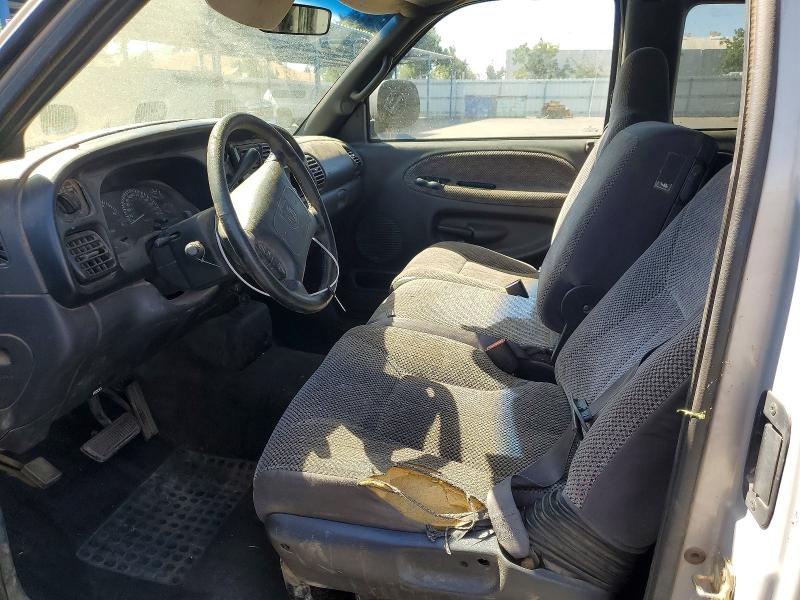 2000 Dodge Ram 1500 მანქანა იყიდება აუქციონზე, vin: 3B7HC13Y4YG105083, აუქციონის ნომერი: 61050806