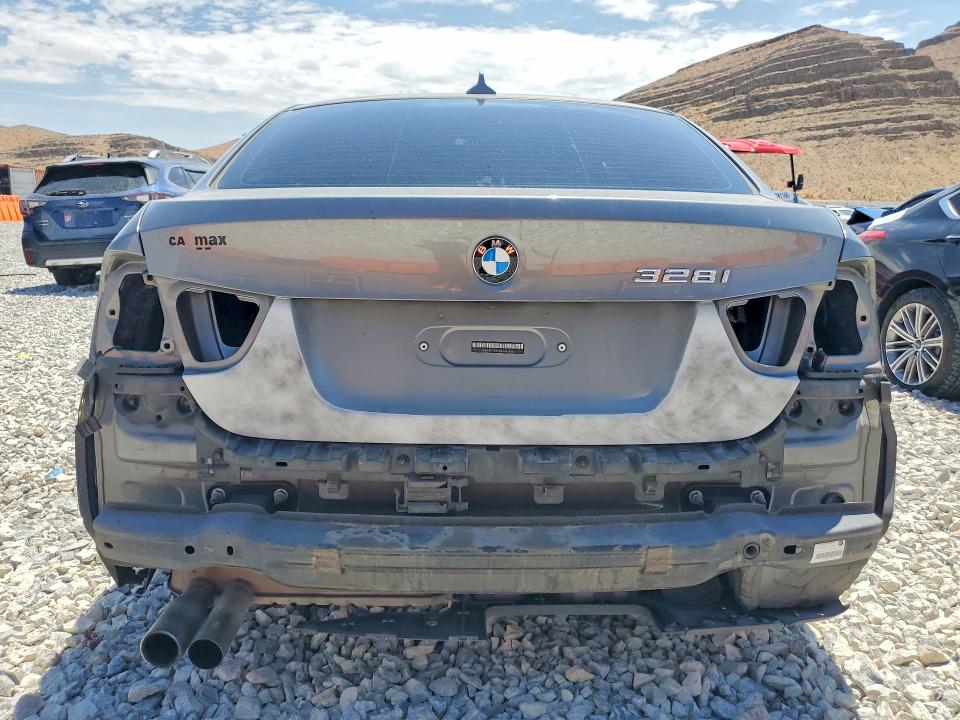 60896756 :رقم المزاد ، WBAPH7G54ANM52486 vin ، 2010 Bmw 328 مزاد بيع