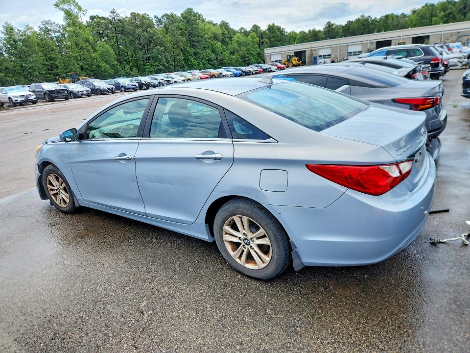 62036206 :رقم المزاد ، 5NPEB4AC6CH500283 vin ، 2012 Hyundai Sonata مزاد بيع