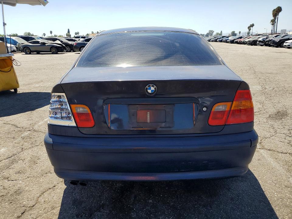 63535586 :رقم المزاد ، WBAAZ33453PH34381 vin ، 2003 Bmw 325 مزاد بيع