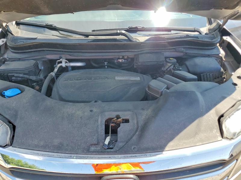 62666286 :رقم المزاد ، 5FNYF6H57HB049469 vin ، 2017 Honda Pilot مزاد بيع
