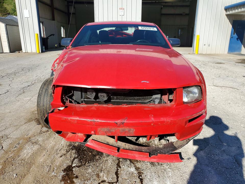 2005 Ford Mustang მანქანა იყიდება აუქციონზე, vin: 1ZVFT82H555103781, აუქციონის ნომერი: 62055916