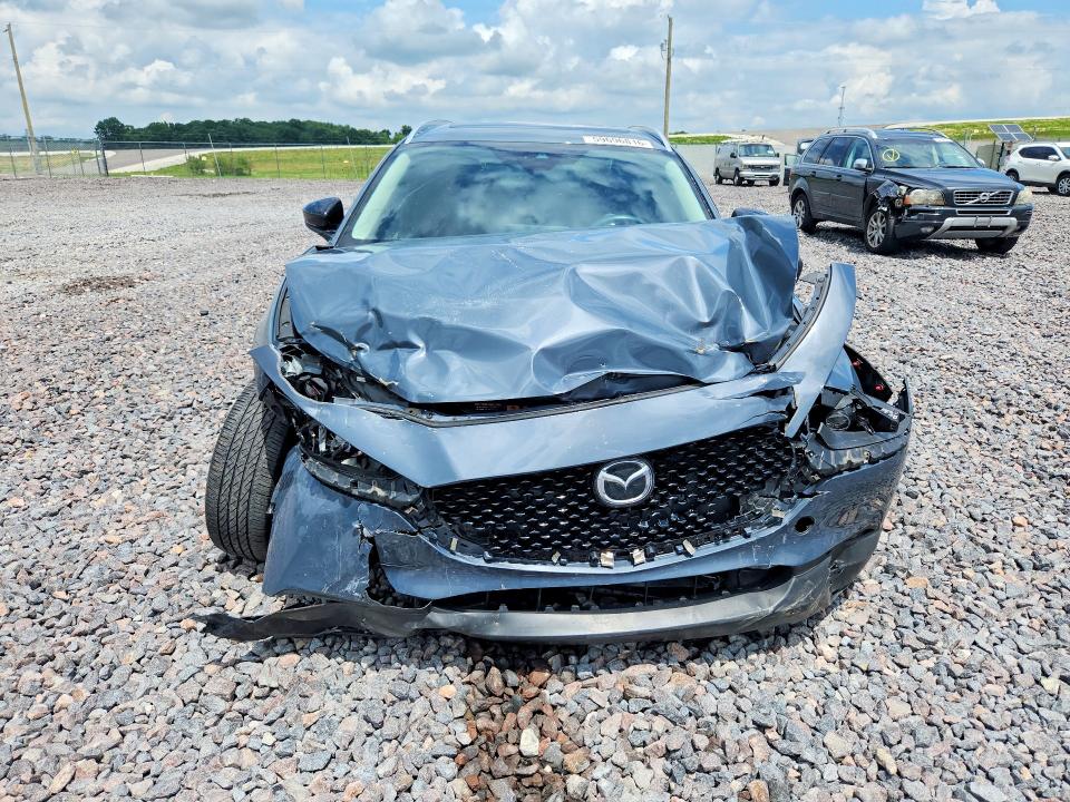 59696816 :رقم المزاد ، 3MVDMBCM2PM585282 vin ، 2023 Mazda Cx-30 مزاد بيع