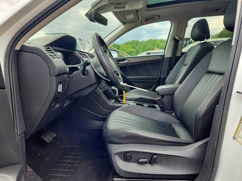 Продажа на аукционе авто 2022 Volkswagen Tiguan, vin: 3VV2B7AX2NM112859, номер лота: 62594096