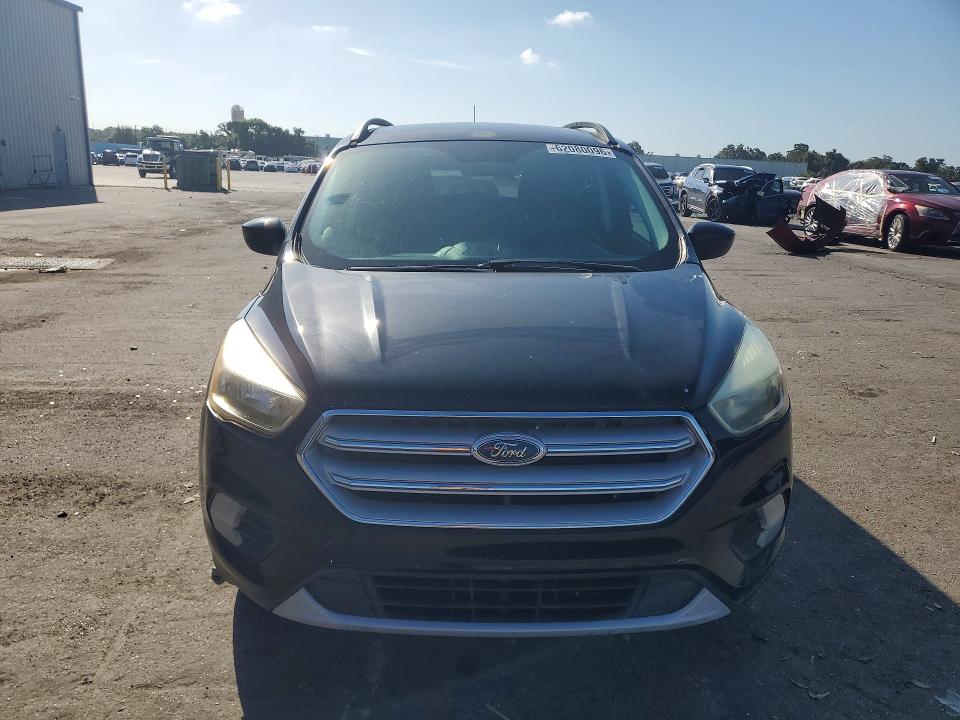 2018 Ford Escape მანქანა იყიდება აუქციონზე, vin: 1FMCU9GD1JUA73964, აუქციონის ნომერი: 62080096