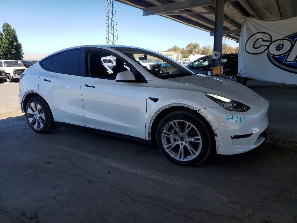 2021 Tesla Model Y მანქანა იყიდება აუქციონზე, vin: 5YJYGDEE6MF241014, აუქციონის ნომერი: 59235076