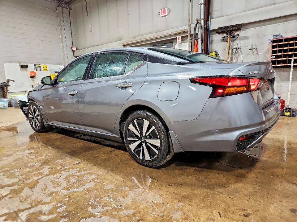 Продаж на аукціоні авто 2021 Nissan Altima, vin: 1N4BL4DV8MN311932, номер лоту: 61532386