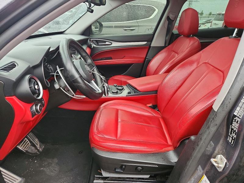 63343696 :رقم المزاد ، ZASFAKPN0J7C21117 vin ، 2018 Alfa Romeo Stelvio مزاد بيع