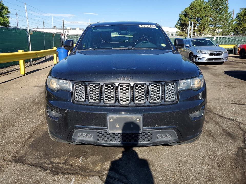 Продаж на аукціоні авто 2017 Jeep Grand Cherokee, vin: 1C4RJFAG3HC895495, номер лоту: 63184036