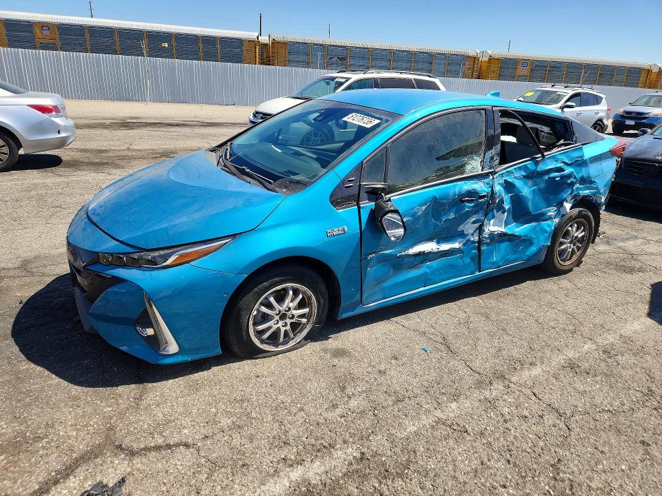 Продажа на аукционе авто 2018 Toyota Prius Prime, vin: JTDKARFP2J3068315, номер лота: 61276736