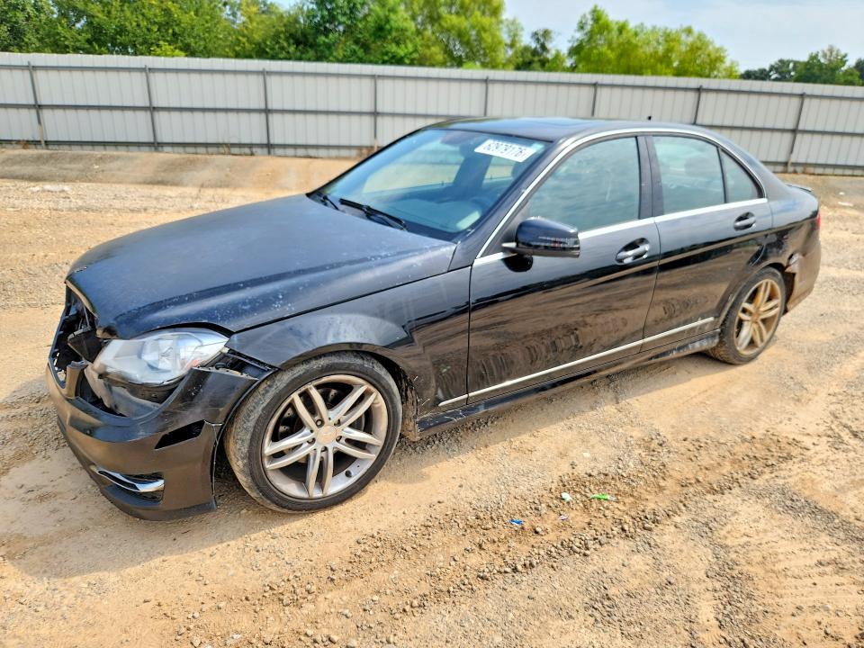 Продаж на аукціоні авто 2012 Mercedes-benz C, vin: WDDGF8BB1CR197423, номер лоту: 62979176