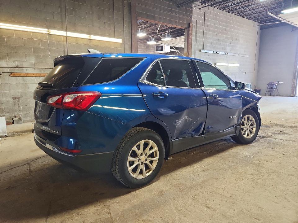 Продажа на аукционе авто 2020 Chevrolet Equinox, vin: 2GNAXUEV1L6183214, номер лота: 63126316
