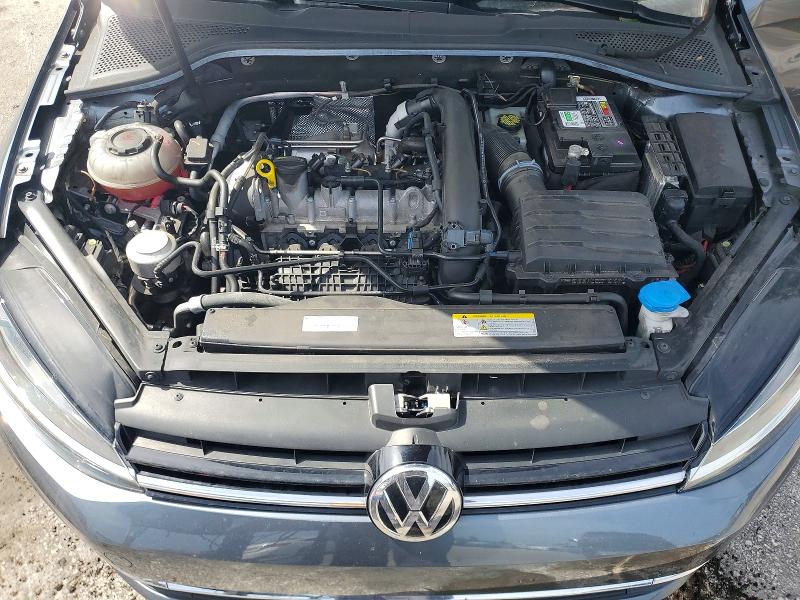 61701296 :رقم المزاد ، 3VWG57AU1MM001006 vin ، 2021 Volkswagen Golf مزاد بيع