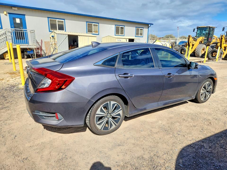 2017 Honda Civic მანქანა იყიდება აუქციონზე, vin: 2HGFC1F34HH641542, აუქციონის ნომერი: 61062836