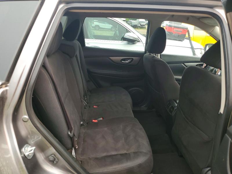 60221996 :رقم المزاد ، KNMAT2MV4FP542246 vin ، 2015 Nissan Rogue مزاد بيع