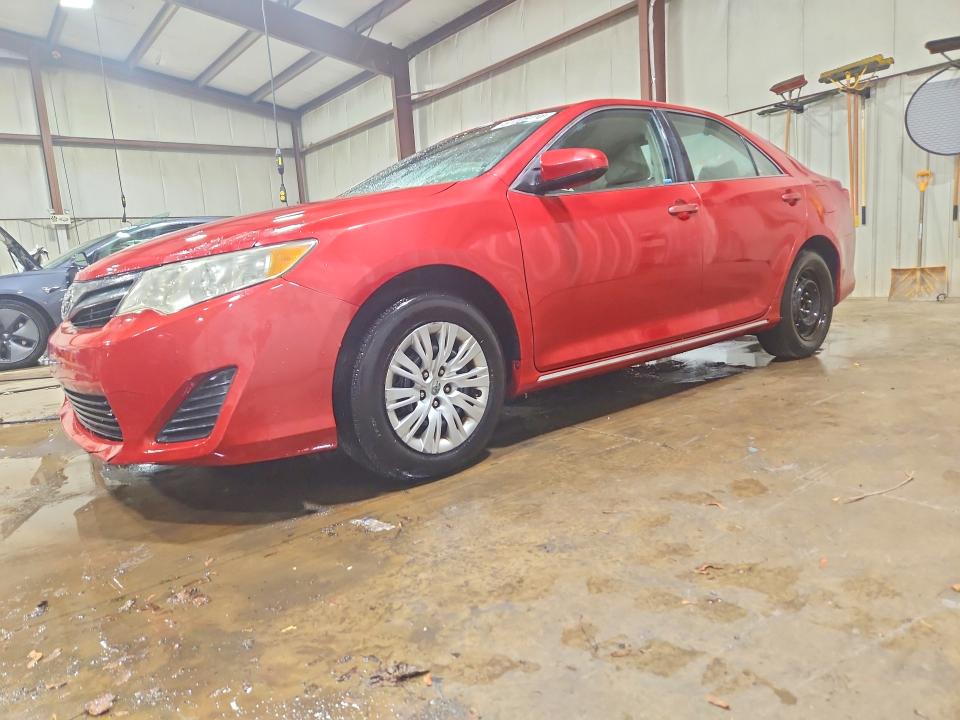 61006716 :رقم المزاد ، 4T4BF1FK5CR204717 vin ، 2012 Toyota Camry مزاد بيع