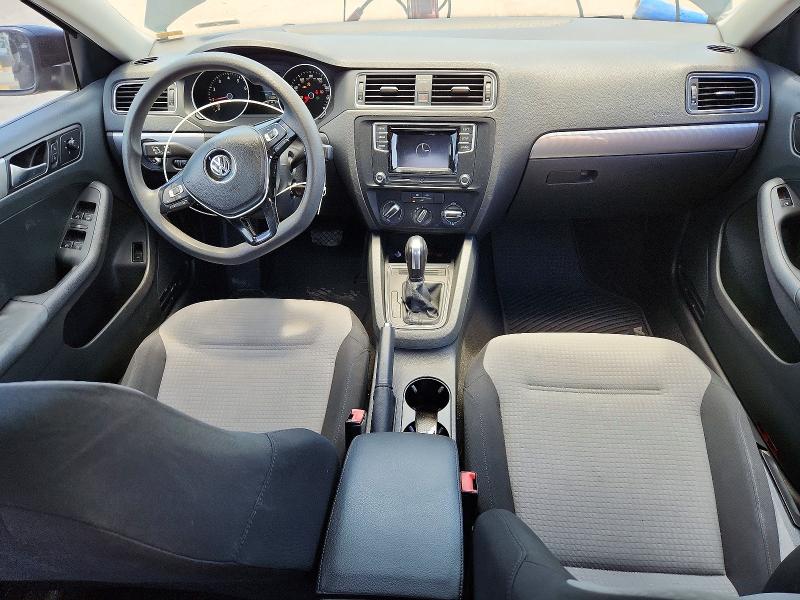 56192066 :رقم المزاد ، 3VW2B7AJ4HM200906 vin ، 2017 Volkswagen Jetta مزاد بيع