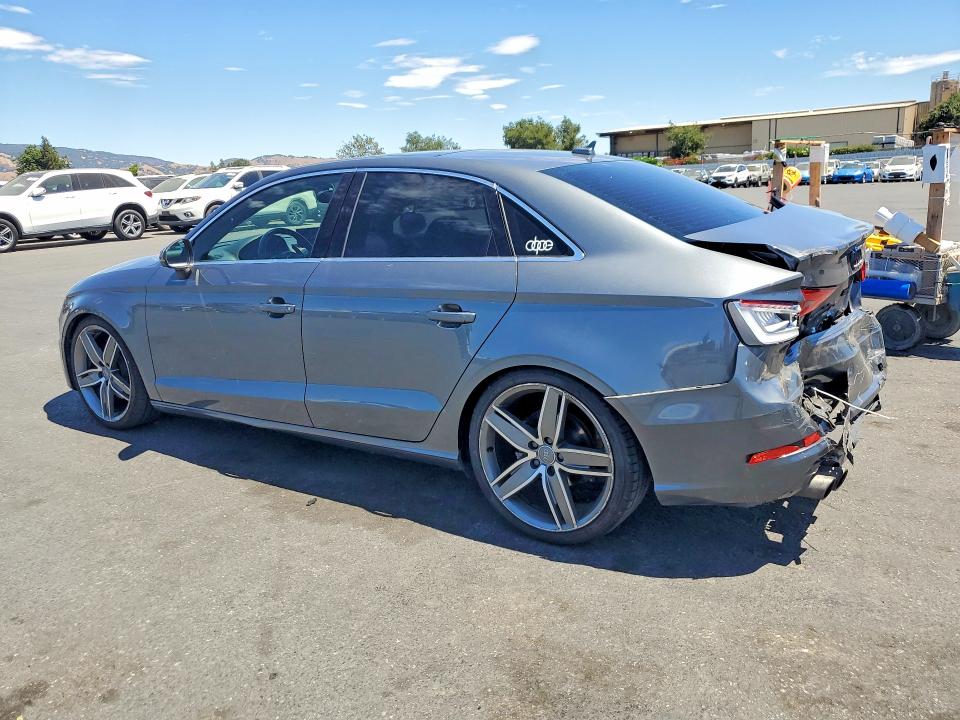 Продажа на аукционе авто 2015 Audi A3, vin: WAUCCGFF1F1075914, номер лота: 61902616