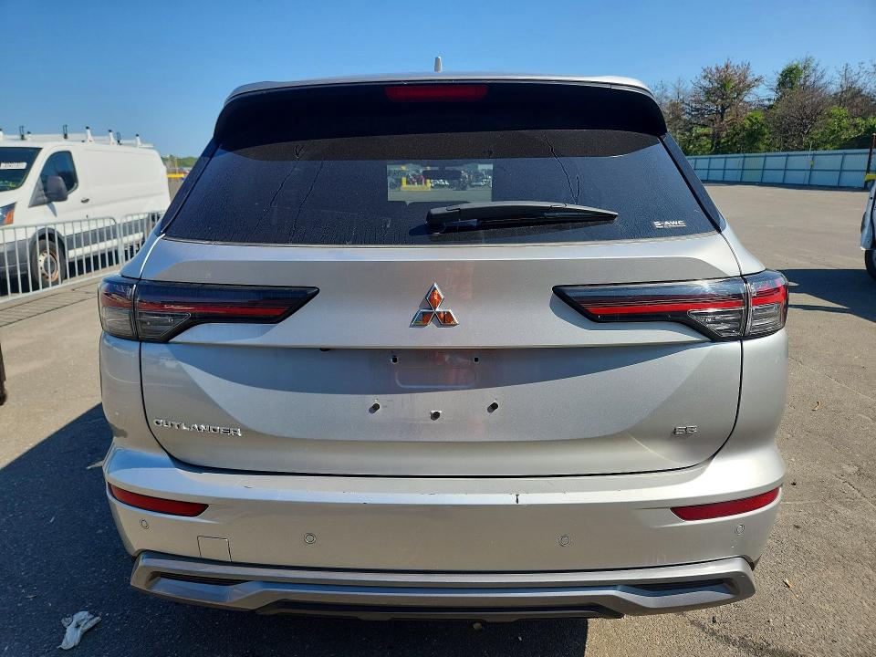 2025 Mitsubishi Outlander მანქანა იყიდება აუქციონზე, vin: JA4J4VA80SZ032398, აუქციონის ნომერი: 62613606