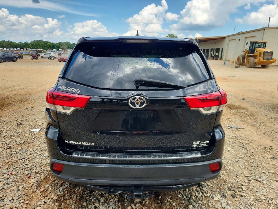 Auction sale of the 2017 Toyota Highlander, vin: 5TDJZRFH8HS403082, lot number: 61409316