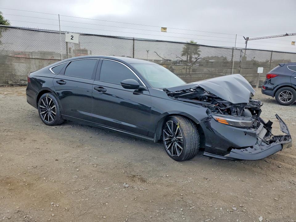 60829866 :رقم المزاد ، 1HGCY2F8XPA045144 vin ، 2023 Honda Accord مزاد بيع