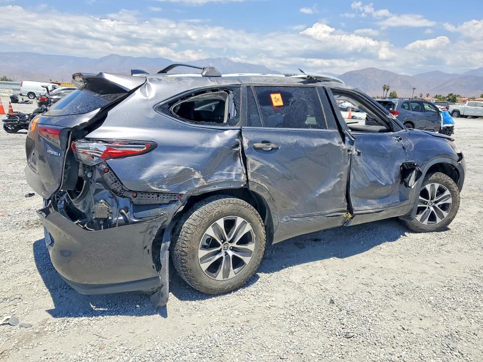 Продажа на аукционе авто 2023 Toyota Highlander Hybrid, vin: 5TDKARAH0PS018164, номер лота: 61181746