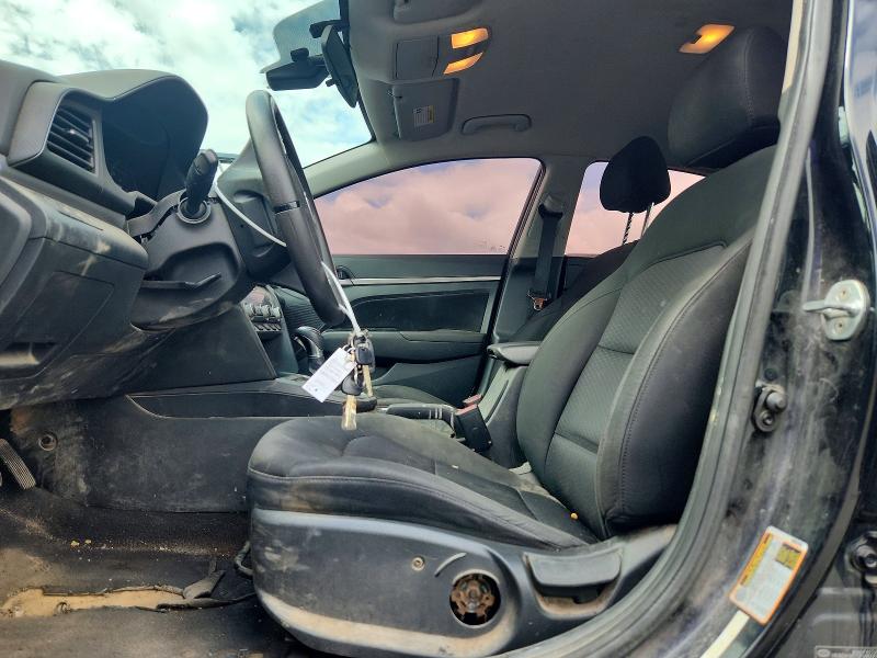 63032676 :رقم المزاد ، 5NPD84LF8LH541869 vin ، 2020 Hyundai Elantra مزاد بيع