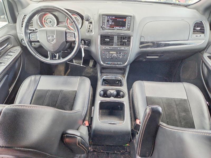 61977686 :رقم المزاد ، 2C4RDGCG1JR191609 vin ، 2018 Dodge Grand Caravan مزاد بيع