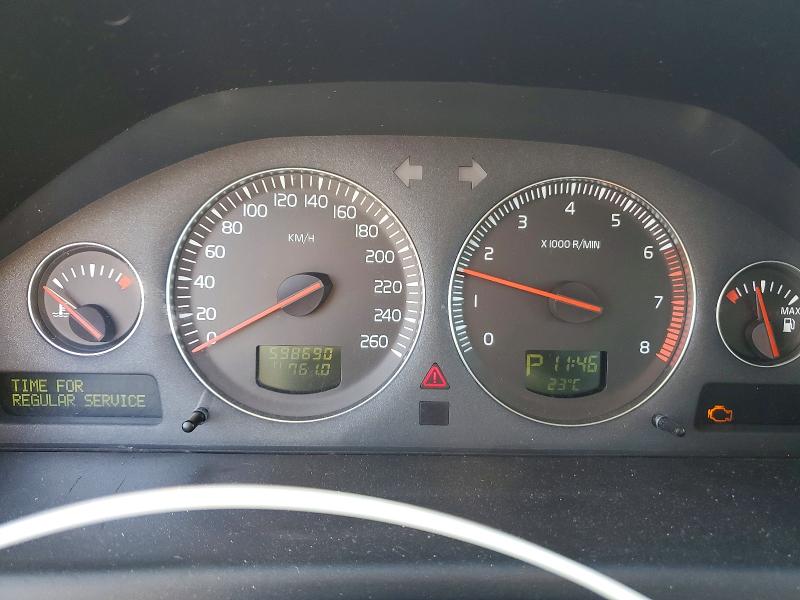 61525586 :رقم المزاد ، YV1SZ59H741139234 vin ، 2004 Volvo Xc70 مزاد بيع