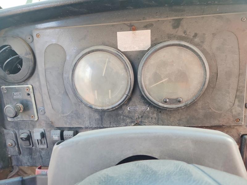 59364306 :رقم المزاد ، 4UZAANBW06CW23394 vin ، 2006 Freightliner Chassis مزاد بيع