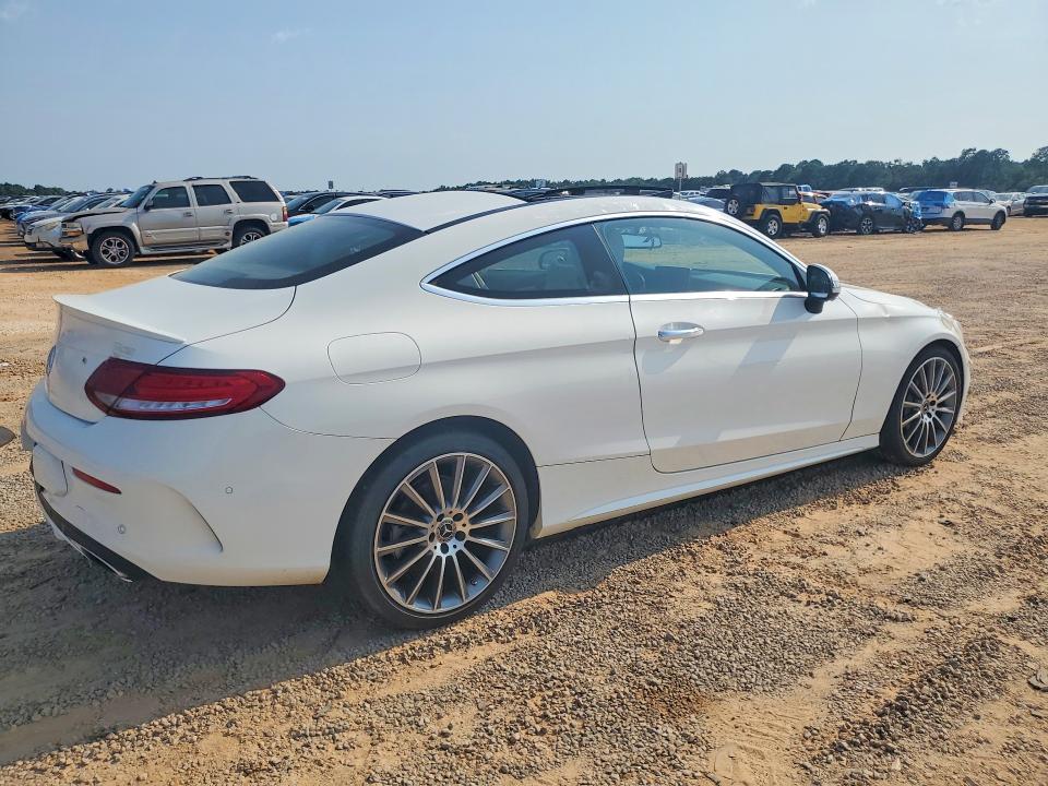 Продаж на аукціоні авто 2017 Mercedes-benz C, vin: WDDWJ4JB1HF581313, номер лоту: 62442796