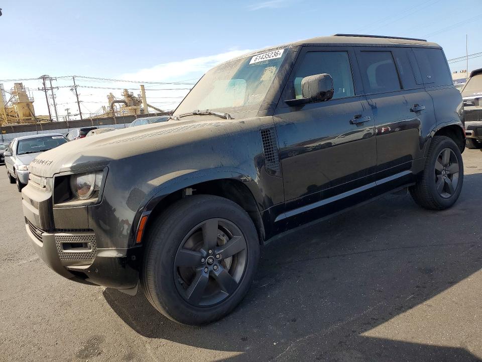61435236 :رقم المزاد ، SALE27RU8N2101158 vin ، 2022 Land Rover Defender مزاد بيع