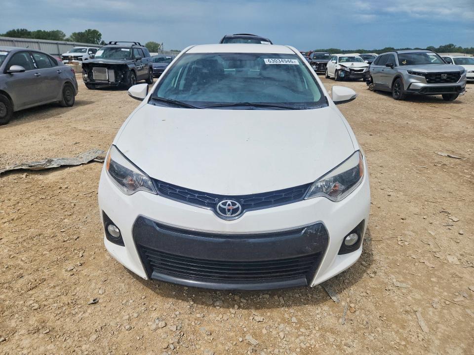 63034946 :رقم المزاد ، 5YFBURHE5GP556807 vin ، 2016 Toyota Corolla مزاد بيع