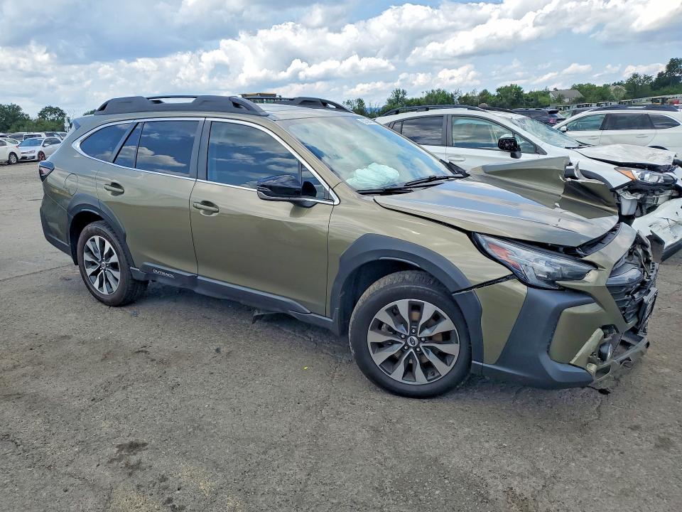 62106436 :رقم المزاد ، 4S4BTGND5P3204768 vin ، 2023 Subaru Outback مزاد بيع