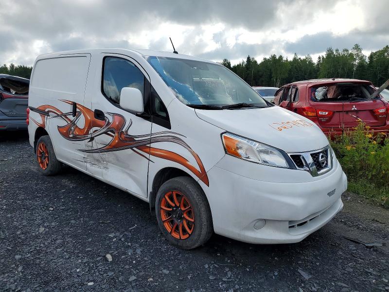 62074256 :رقم المزاد ، 3N6CM0KN6FK701781 vin ، 2015 Nissan Nv200 مزاد بيع
