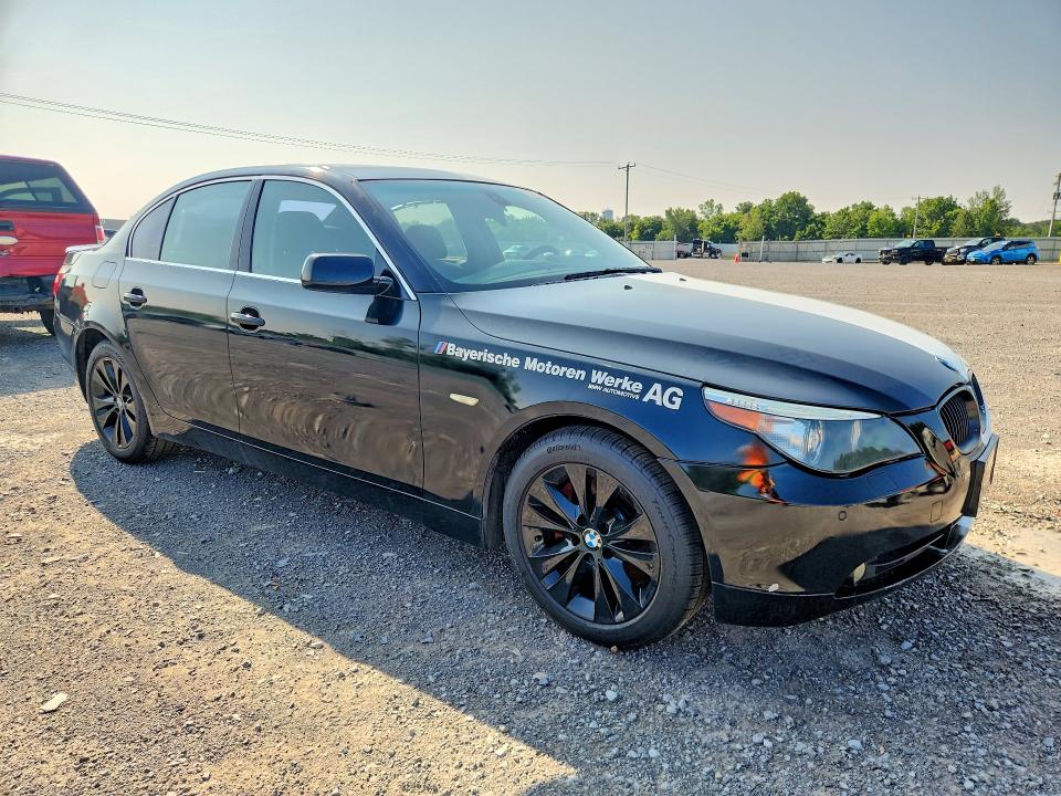 2004 Bmw 545 მანქანა იყიდება აუქციონზე, vin: WBANB33554B113040, აუქციონის ნომერი: 61698236