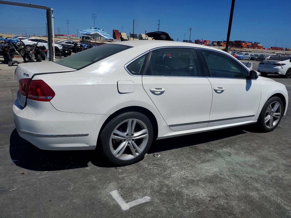 59689836 :رقم المزاد ، 1VWCS7A39FC080007 vin ، 2015 Volkswagen Passat مزاد بيع