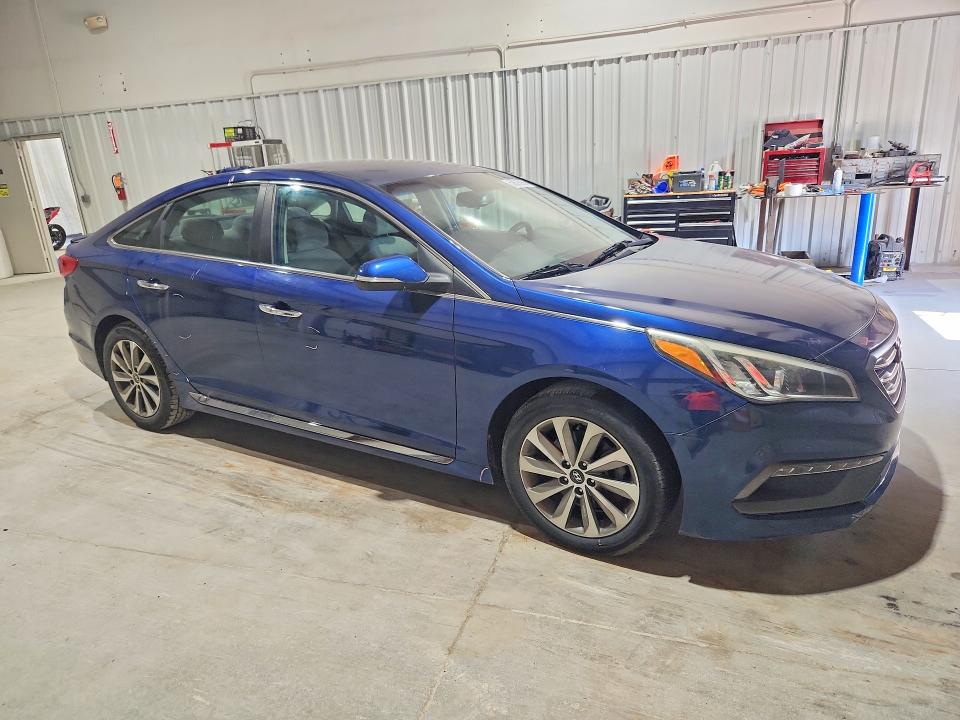 2015 Hyundai Sonata მანქანა იყიდება აუქციონზე, vin: 5NPE34AF2FH028353, აუქციონის ნომერი: 58575956