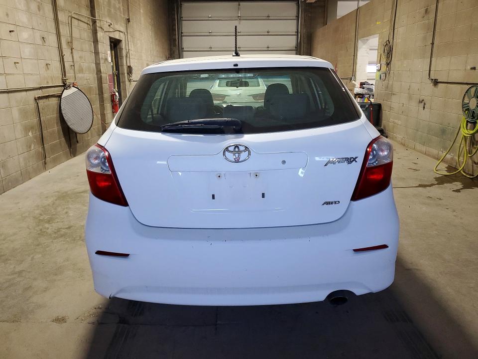 61113156 :رقم المزاد ، 2T1LE4EEXDC023338 vin ، 2013 Toyota Corolla Matrix مزاد بيع