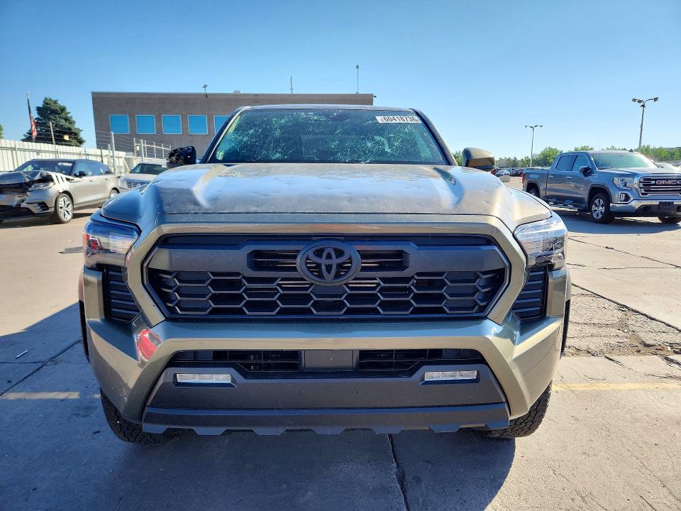 2025 Toyota Tacoma მანქანა იყიდება აუქციონზე, vin: 3TMLB5JN4SM207229, აუქციონის ნომერი: 60418736