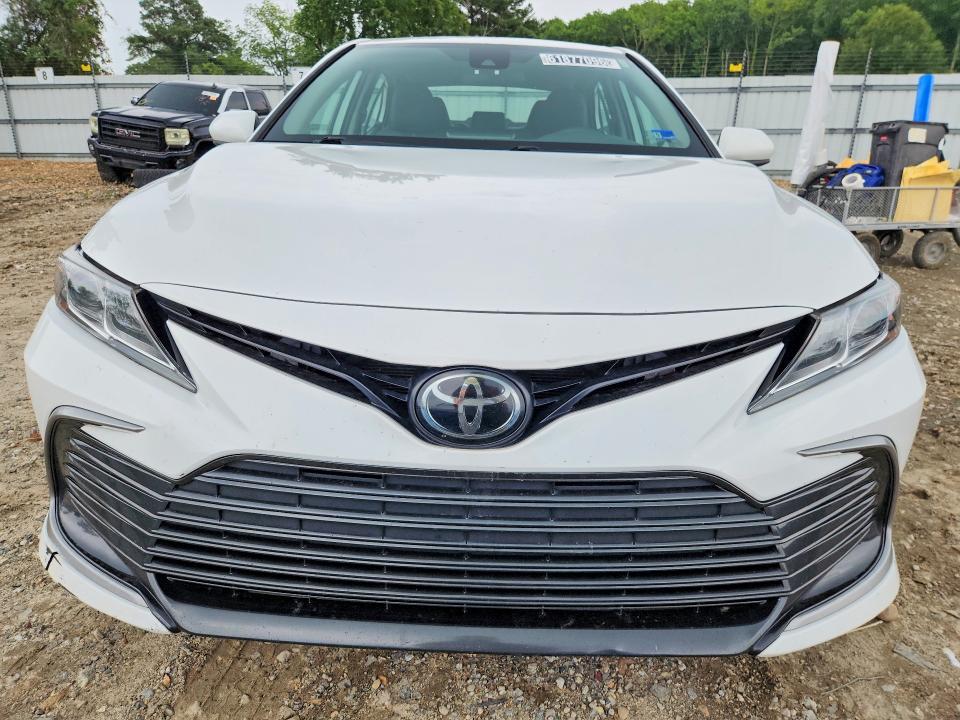 Продаж на аукціоні авто 2022 Toyota Camry, vin: 4T1C11AK5NU660059, номер лоту: 61877096