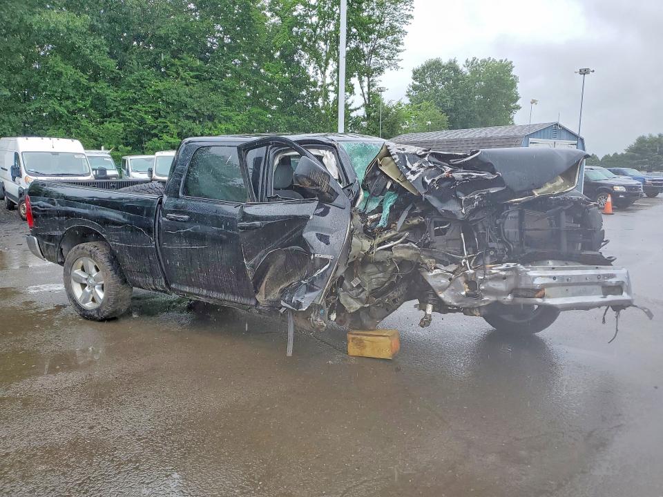 60583606 :رقم المزاد ، 1C6RR7TT2KS614803 vin ، 2019 Ram 1500 Classic مزاد بيع