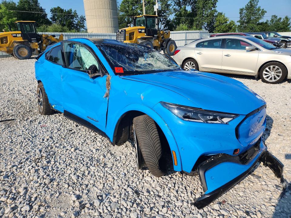 Продаж на аукціоні авто 2021 Ford Mustang Mach-e, vin: 3FMTK3SU5MMA07629, номер лоту: 61496236