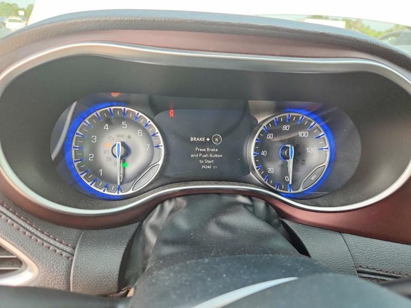 Продаж на аукціоні авто 2017 Chrysler Pacifica, vin: 2C4RC1GGXHR665187, номер лоту: 62694786