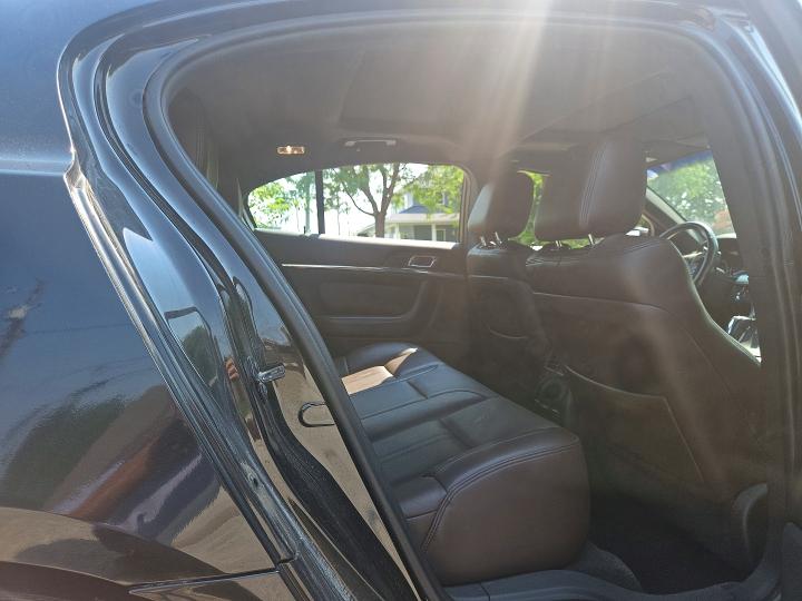 61325796 :رقم المزاد ، 1LNHL9FT8CG806403 vin ، 2012 Lincoln Mks مزاد بيع