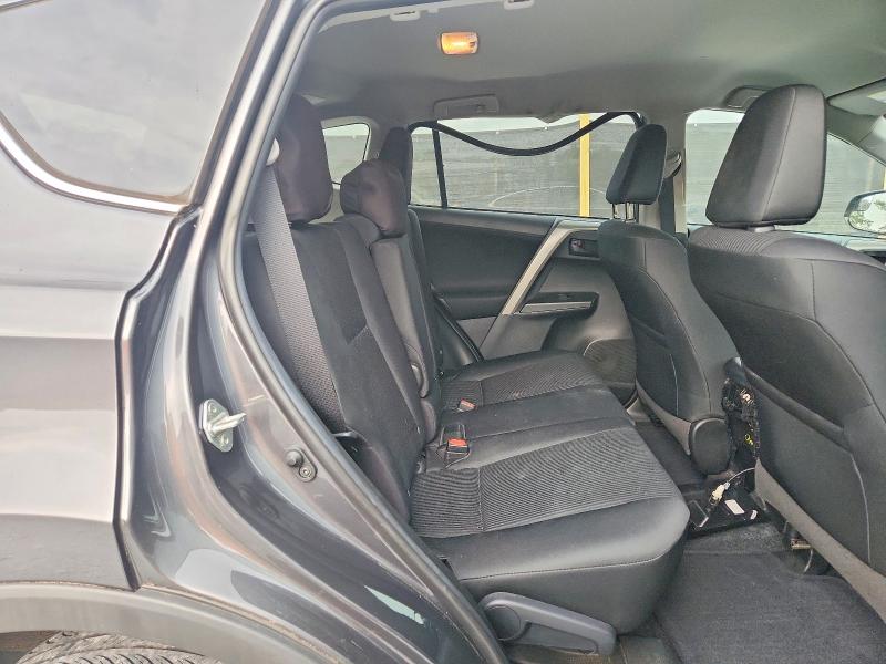 62406736 :رقم المزاد ، 2T3ZFREV2JW509101 vin ، 2018 Toyota Rav4 مزاد بيع