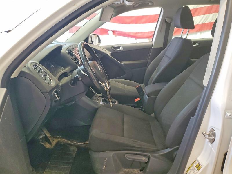 2013 Volkswagen Tiguan მანქანა იყიდება აუქციონზე, vin: WVGBV3AX8DW575274, აუქციონის ნომერი: 59675416
